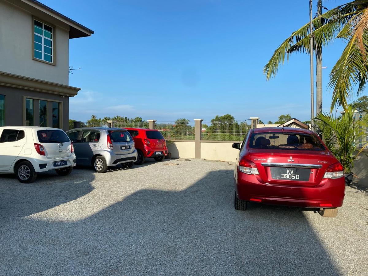 Grand Village Inn Pantai Cenang  Buitenkant foto